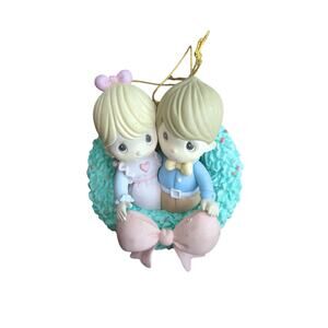 Vintage Precious Moments Enesco Ornament 1995 Couple Wreath